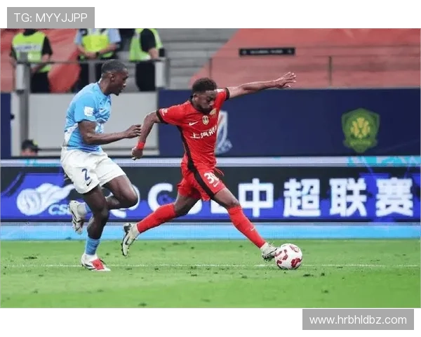 海港申花再度对决争冠之路海港领先两分悬念迭起期待最后一轮决战